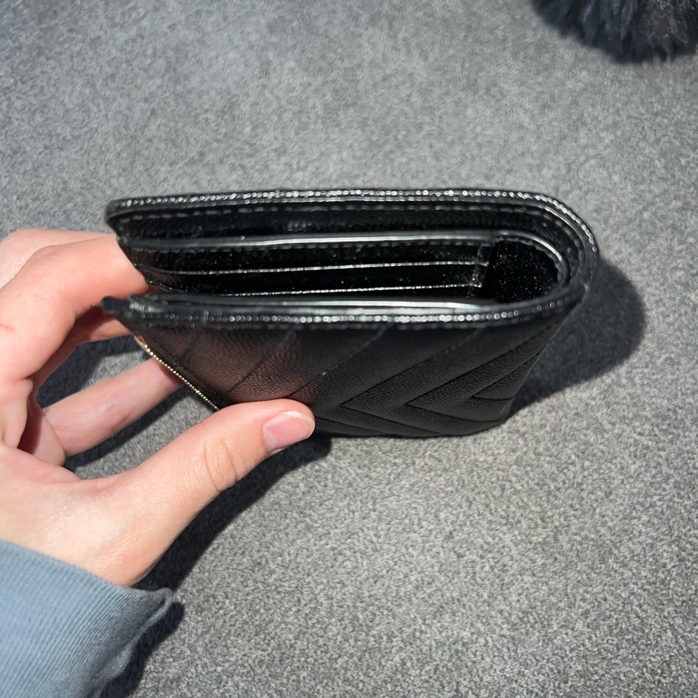 YSL Wallet - Picture 9 of 11